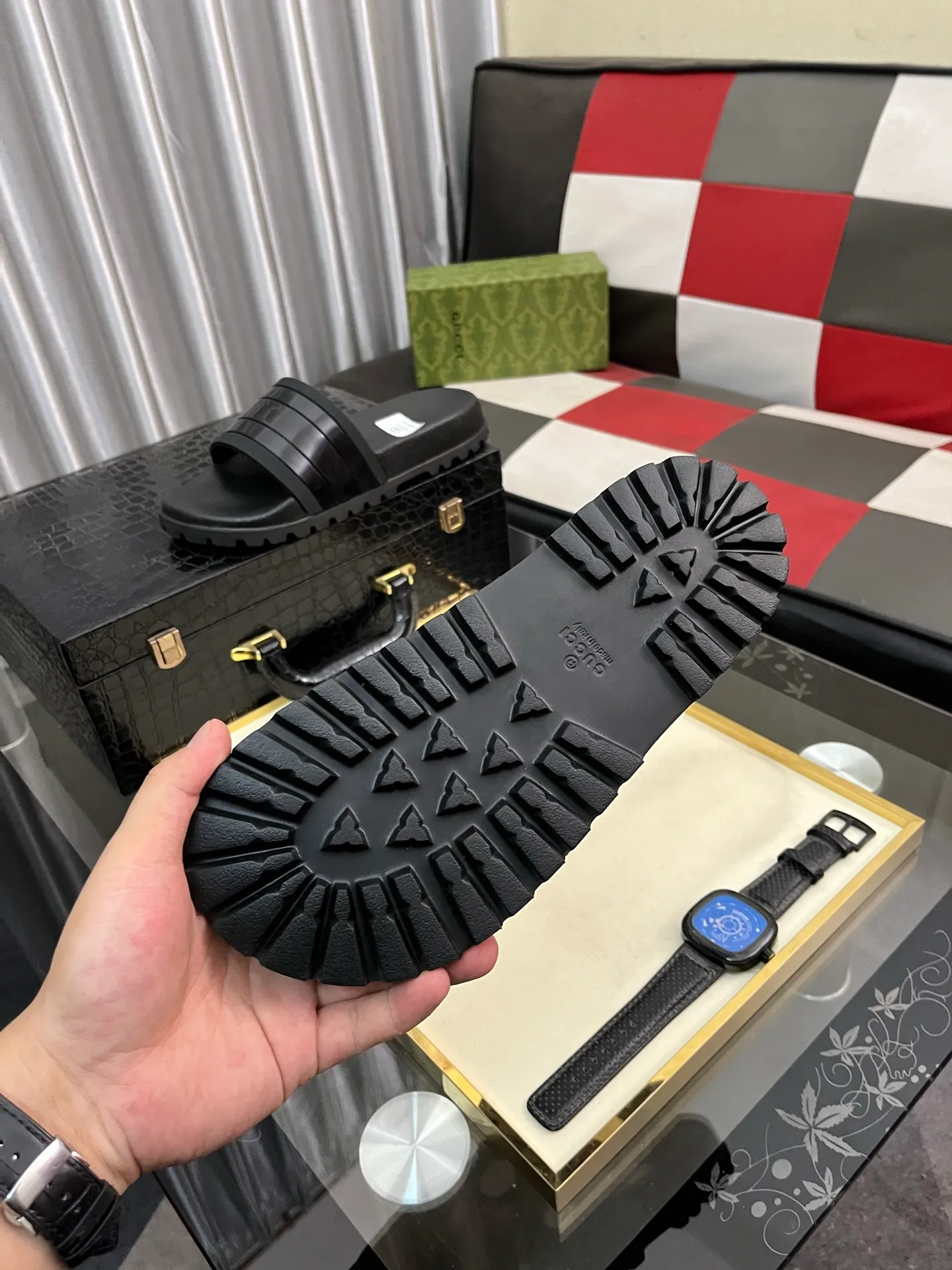 Men's men's shoes💰260⌚️⌚️ＧＵＣＣＩ.Gucci.Official website 1:1 popular slippers hot sale! Original original material 🩴 SIZE: 38-46 (45.46 non-refundable)